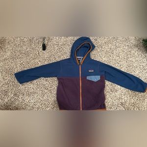 Size 2T Patagonia fleece jacket.